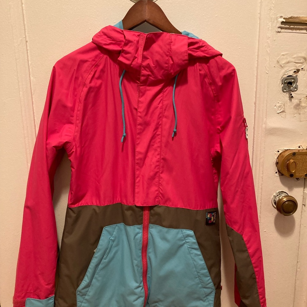 Burton women’s snowboarding/ski Jacket. Size S- Insulated